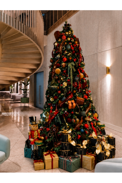 Le Conte de Noël · închiriere brad premium 400 cm