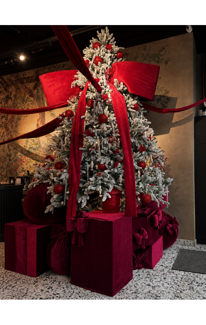 Un Noël Enchanté · închiriere brad 210 cm
