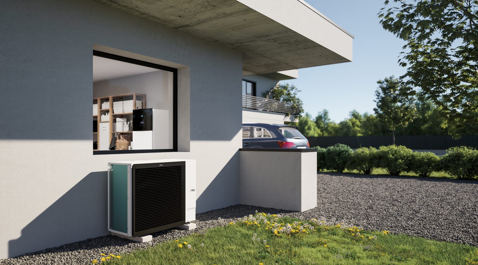 Montaj unitate externă Daikin ERLA11DW în curtea unei case moderne